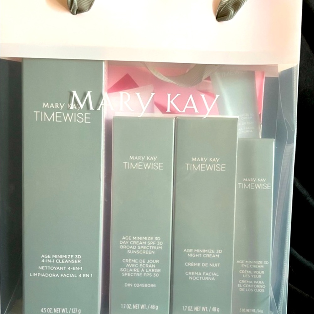 Mary Kay Timewise miracle set 3D